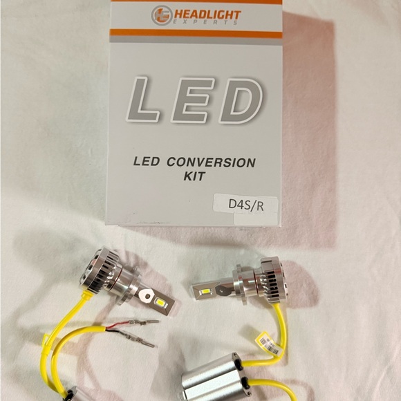 Headlight Experts LED Conversion Kit - Picture 2 of 6